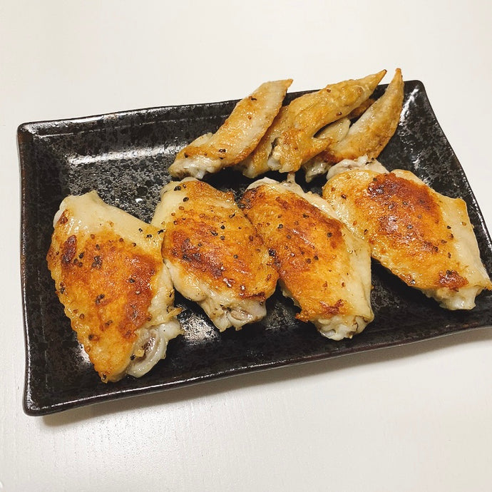 皮面パリッと、手羽先の塩焼き(No.003)
